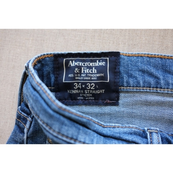 Abercrombie - Kennan Straight Stretch Jeans (34 x 32) - Picture 2 of 3